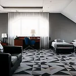 Hotel Apis